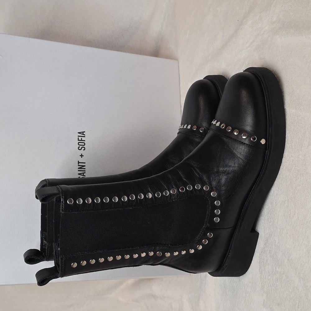 SAINT + SOFIA Black Leather Silver Studded Chelsea Boots Size 38 (US 7) LIKE NEW - Picture 4 of 7